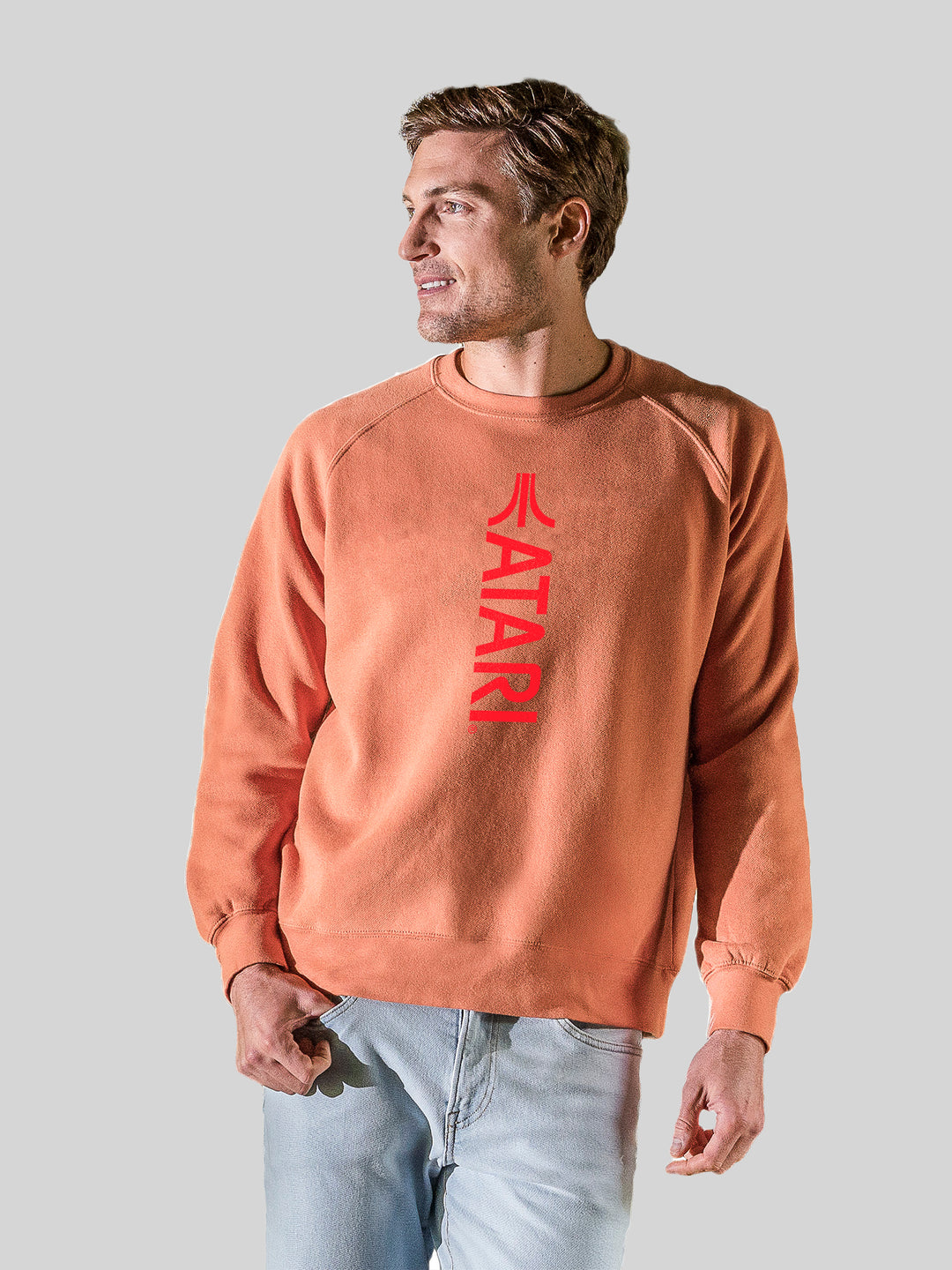 Atari Games Vertical Logo Red Retro Gaming with Vintage Fleece Raglan Crew