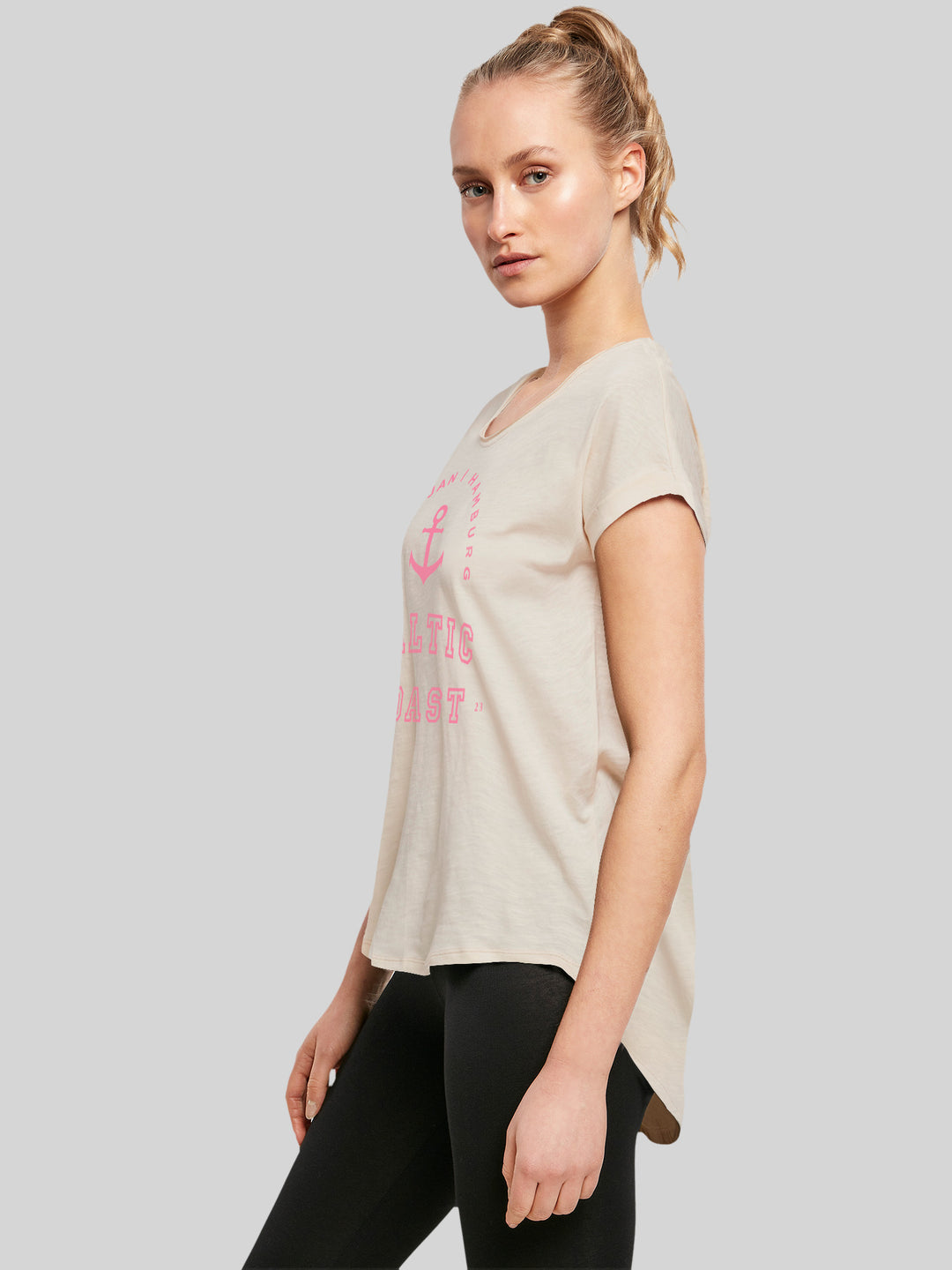 YVA | Damen T-Shirt Lang Baltic Coast Farbe